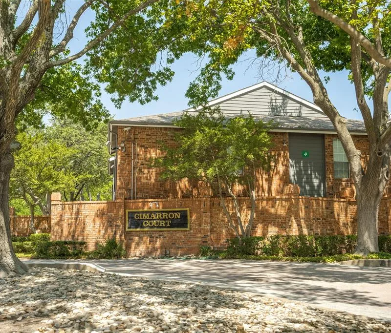 18333 Roehampton Drive # 217, Dallas TX 75252