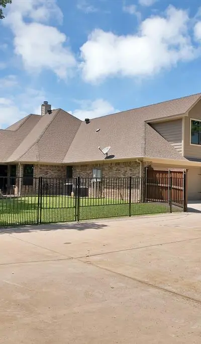 116 Chloe Court, Boyd TX 76023 - Photo 2