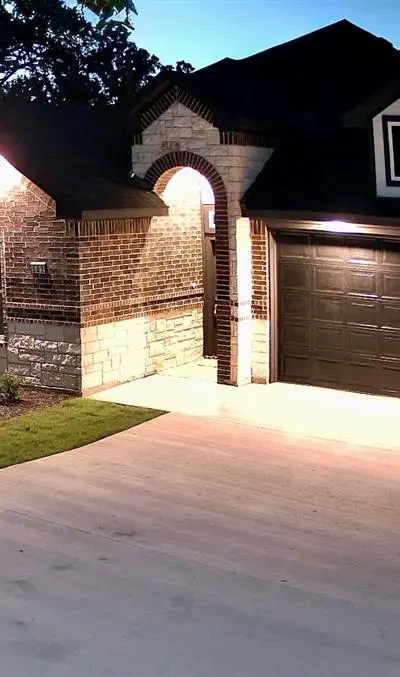 502 Palmetto Court, Runaway Bay TX 76426 - Photo 3