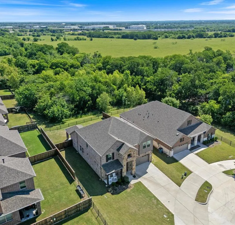 7504 Larson Lane, Rowlett TX 75089