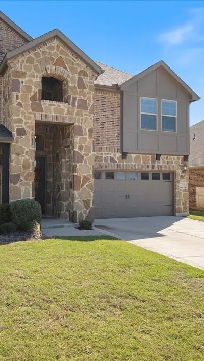 7504 Larson Lane, Rowlett TX 75089 - Photo 3