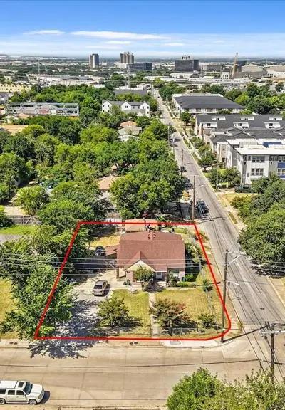 7225 Mohawk Drive, Dallas TX 75235