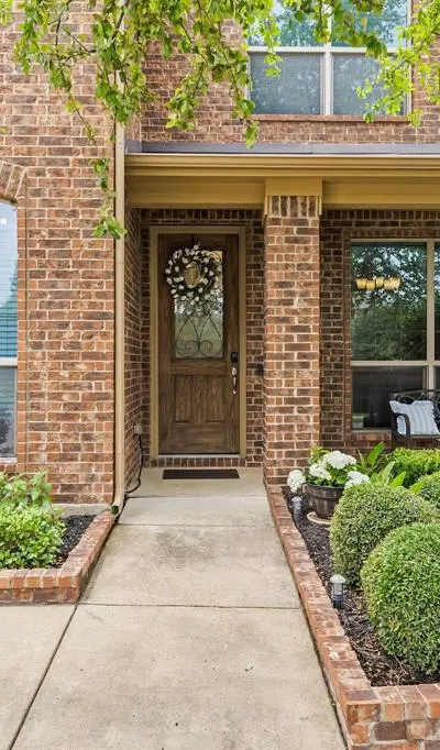 617 Wellington Drive, Roanoke TX 76262 - Photo 3
