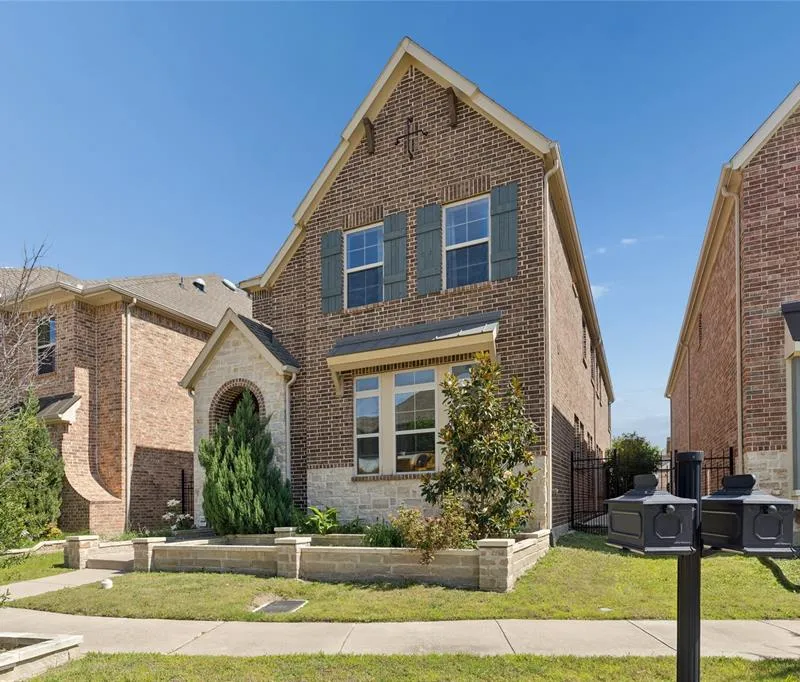 6723 Palo Duro Drive, Irving TX 75063