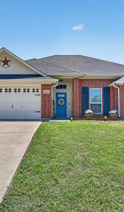 309 Catherine Street, Joshua TX 76058