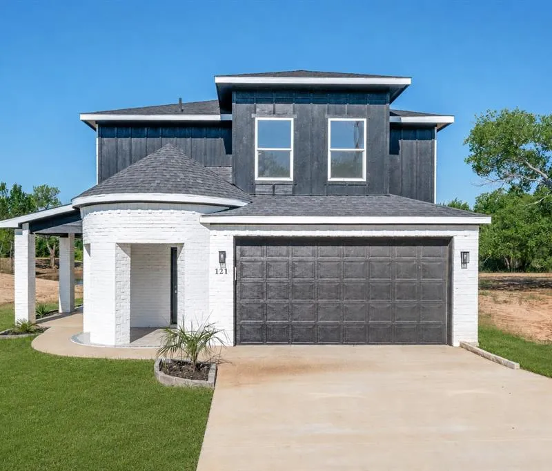 121 County Road 3471, Paradise TX 76073