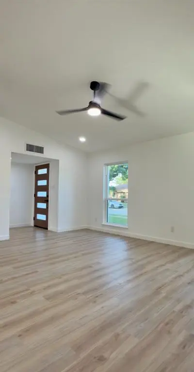 1905 Edna Smith Drive, Garland TX 75040 - Photo 4
