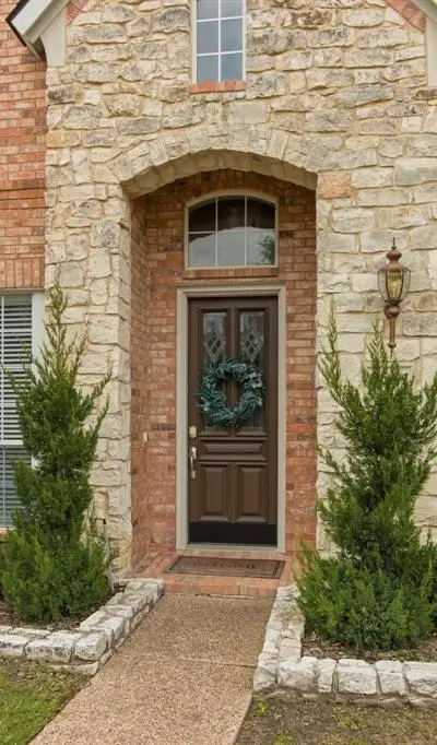 8644 Forest Glen Drive, Irving TX 75063 - Photo 4