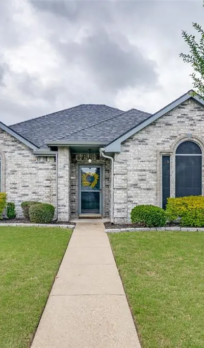 2870 Hampshire Lane, Rockwall TX 75032 - Photo 3