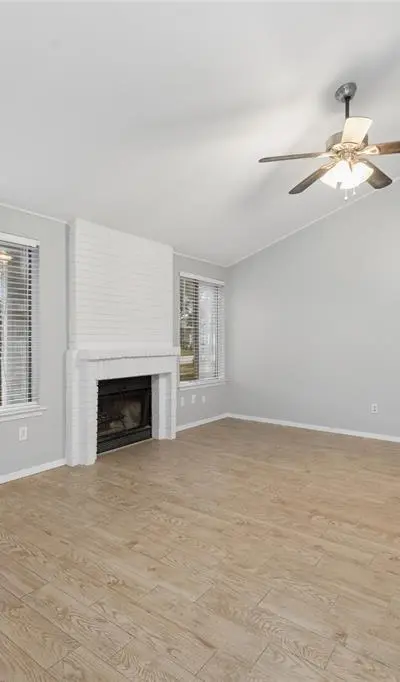 513 Hunters Glen Street, Lewisville TX 75067 - Photo 4