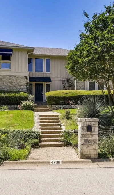 4708 Spring Creek Court, Arlington TX 76017 - Photo 2