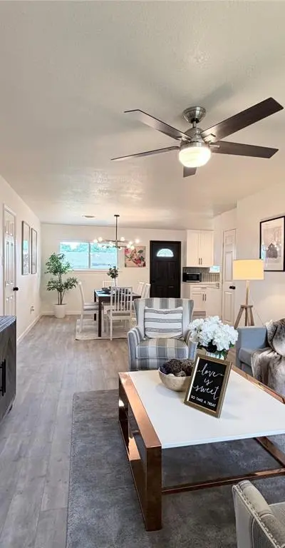 5712 Bonnie Wayne Street, Haltom City TX 76117 - Photo 2