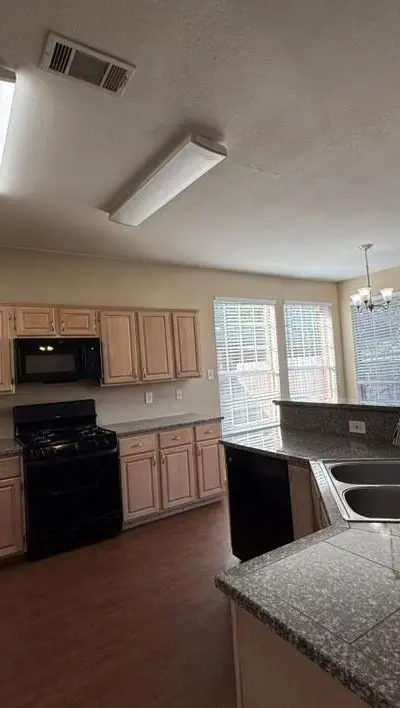 2031 Stillwater Drive, Mesquite TX 75181 - Photo 4