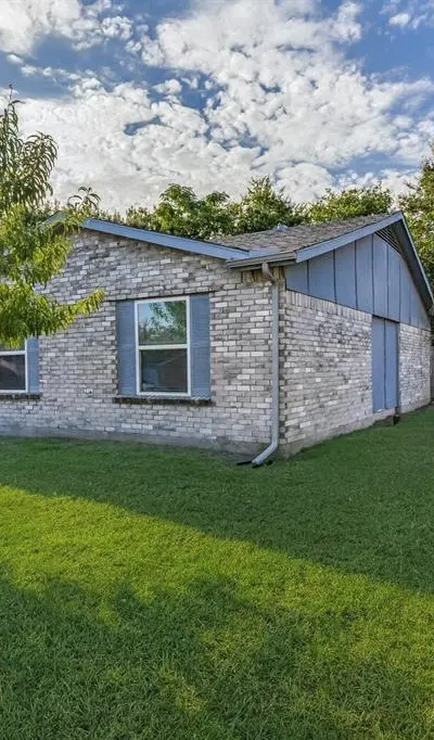 7100 Winchester Road, North Richland Hills TX 76182 - Photo 2