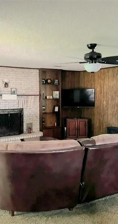 440 S Bois D Arc Street, Blossom TX 75416 - Photo 2