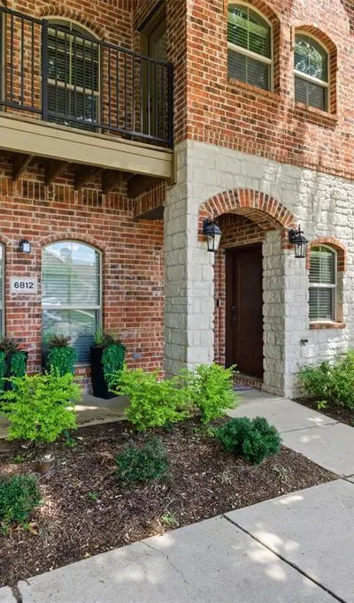 6812 Regello Drive, Frisco TX 75034 - Photo 2