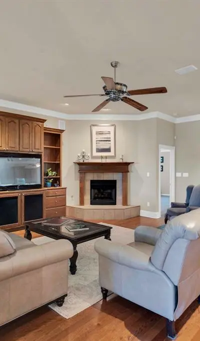 1115 Cresthaven Drive # 13, Cedar Hill TX 75104 - Photo 5