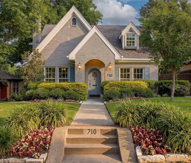 710 Newell Avenue, Dallas TX 75223