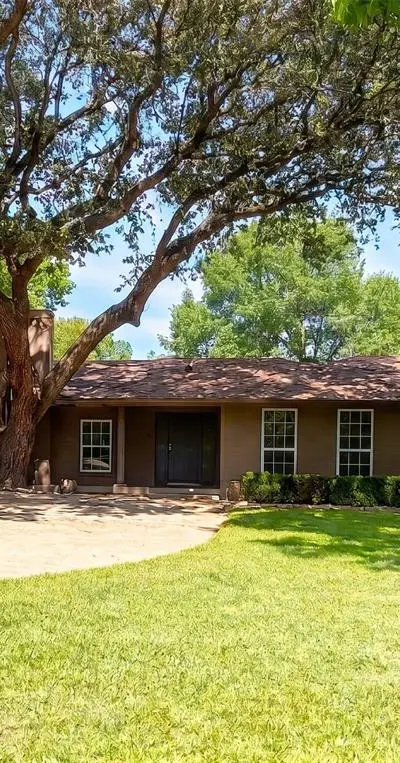 11083 Erhard Drive, Dallas TX 75228