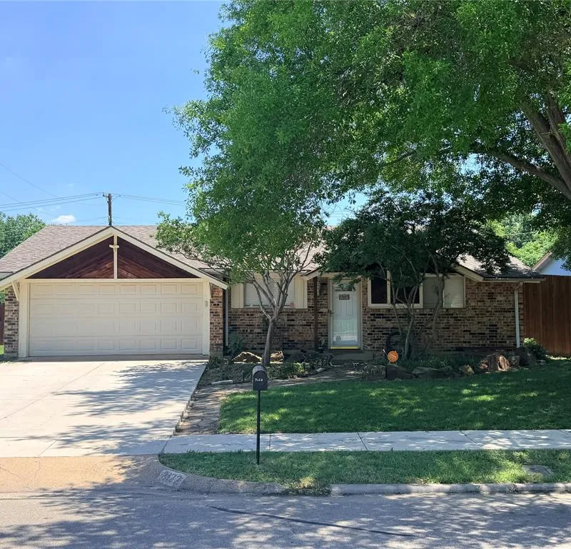 3122 Cheyenne Street, Irving TX 75062