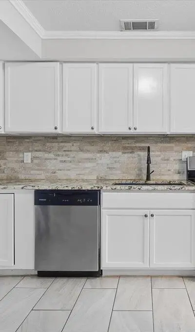 5612 Birchman Avenue, Fort Worth TX 76107 - Photo 2