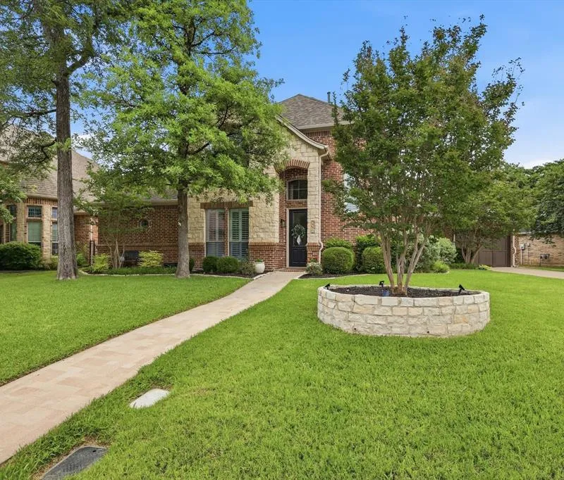 3312 S Riley Court, Hurst TX 76054