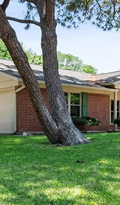 815 Vail Drive, Arlington TX 76012 - Photo 3