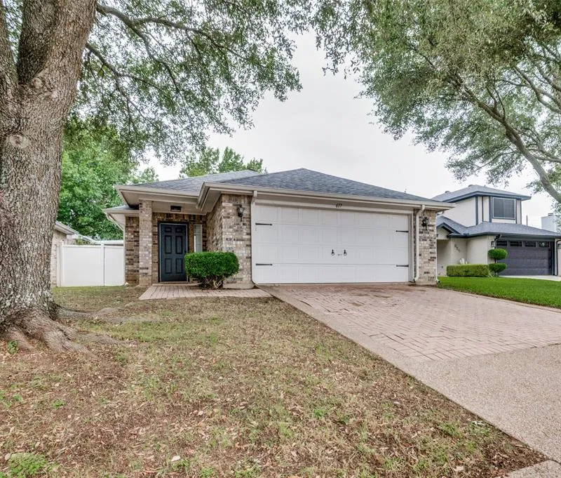 617 Alabaster Place, Cedar Hill TX 75104