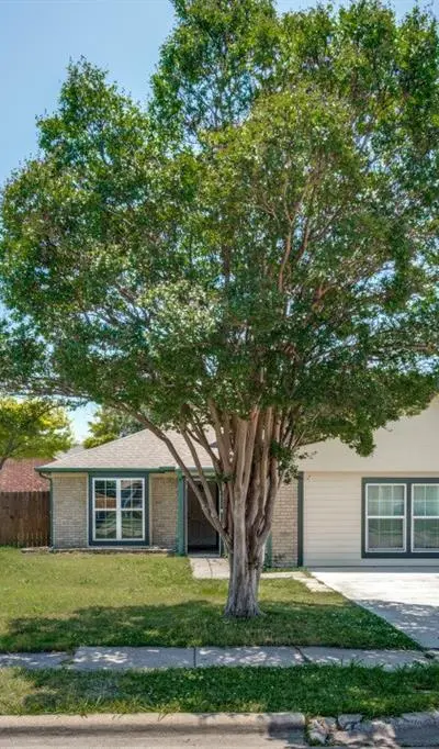 7410 Jessica Way, Rowlett TX 75089 - Photo 2