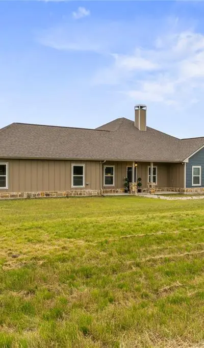 139 Kriston Lane, Springtown TX 76082 - Photo 3