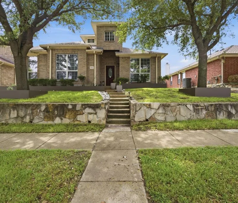 1922 Rustic Creek Drive, Garland TX 75040