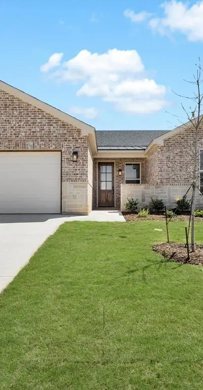 612 Jameson, Springtown TX 76082