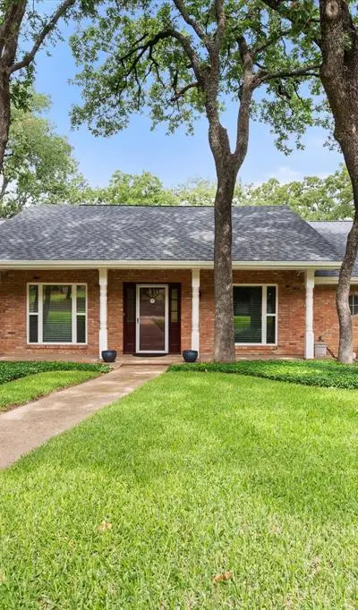 3307 Yellowstone Drive, Arlington TX 76013