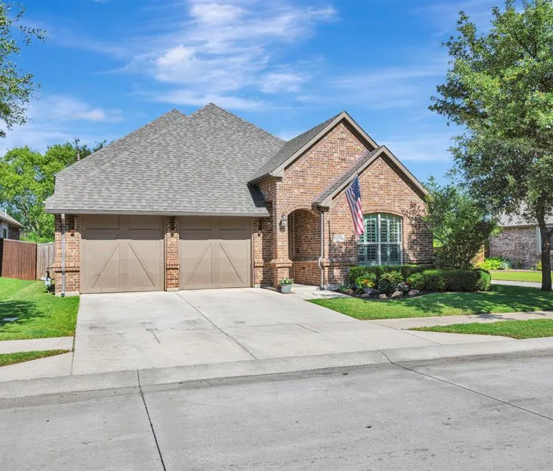 6956 Finch Drive, North Richland Hills TX 76182