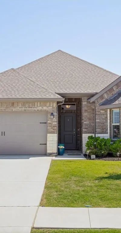 1612 Reed Drive, Krum TX 76249