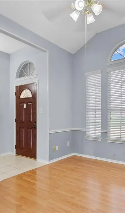 2726 Crosslands Drive, Garland TX 75040 - Photo 5