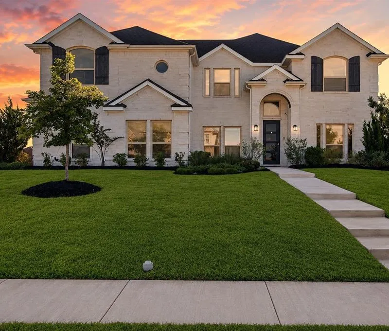 370 Cheyenne Mountain Drive, Ovilla TX 75154