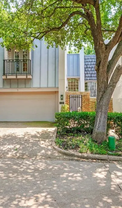 4242 TOMBERRA Way, Dallas TX 75220