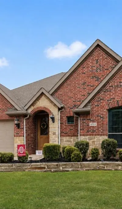 2723 Ponce De Leon, Grand Prairie TX 75054 - Photo 2