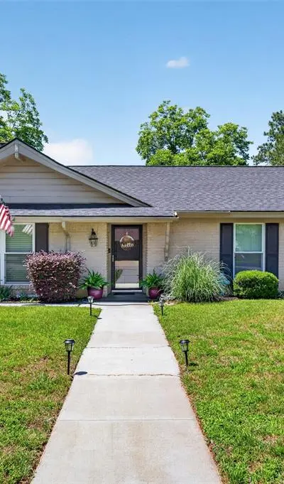 1218 Crestwood Drive, Cleburne TX 76033