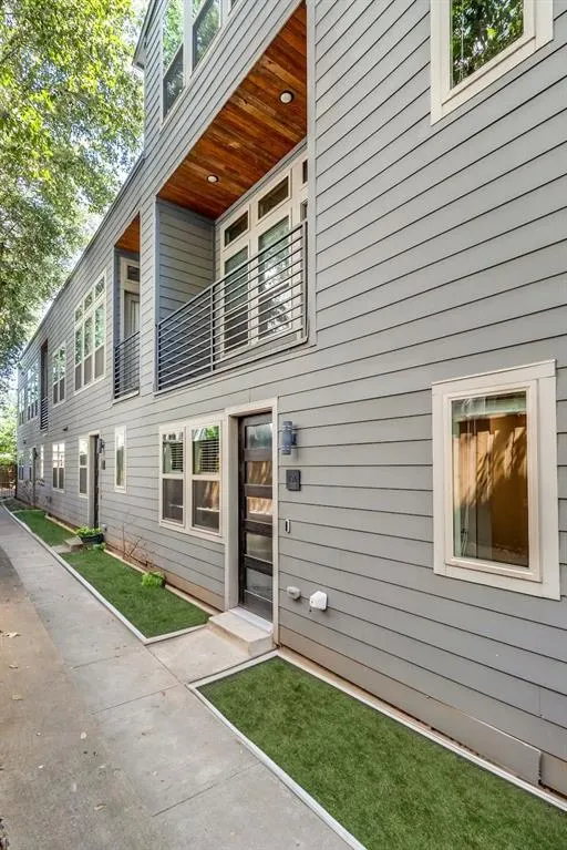 3170 Carmel Street # 103, Dallas TX 75204