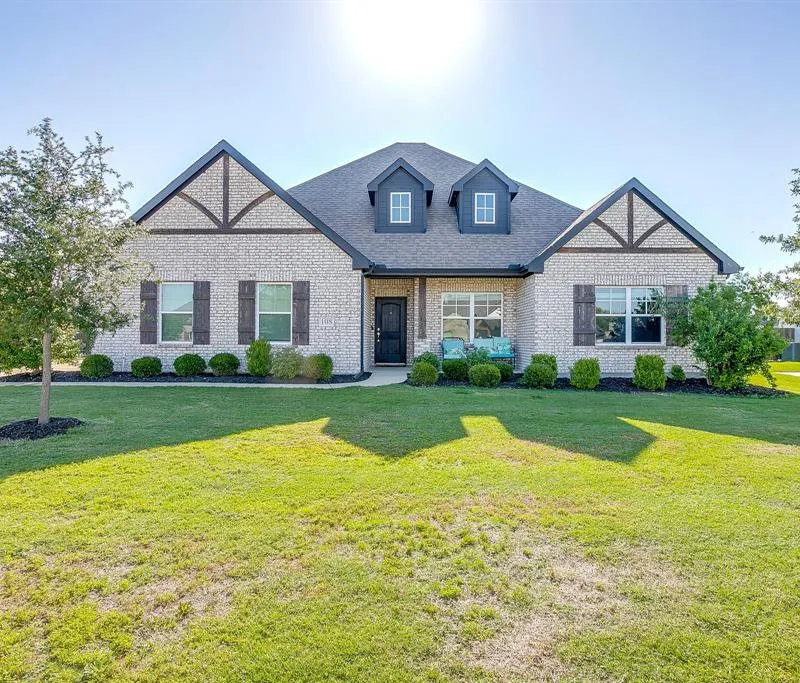 108 Treys Way, Godley TX 76044