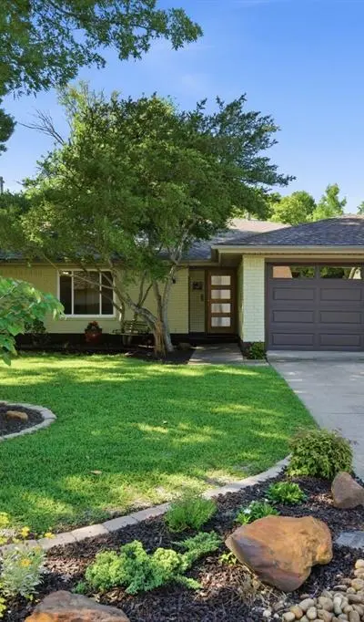 611 Magnolia Street, Denton TX 76201 - Photo 2