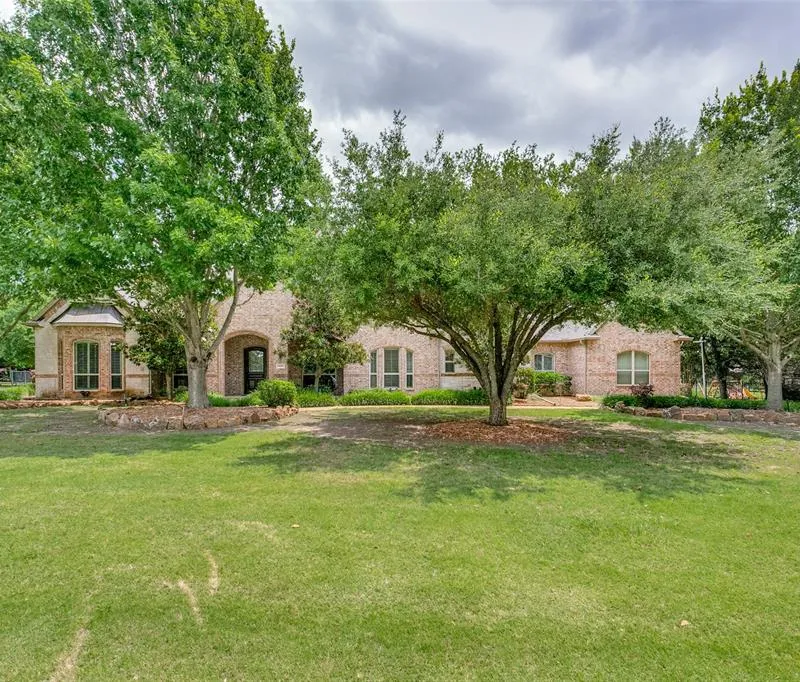 2805 Elizabeth Court, Lucas TX 75002