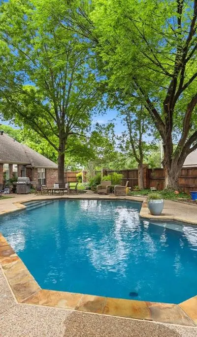 2701 Holly Brook Court, Bedford TX 76021