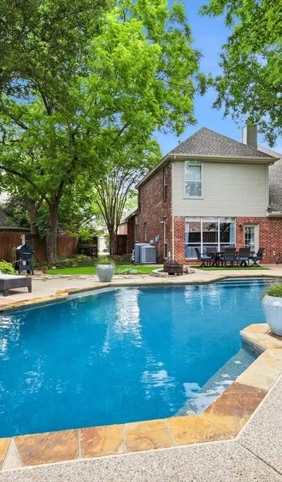 2701 Holly Brook Court, Bedford TX 76021 - Photo 5
