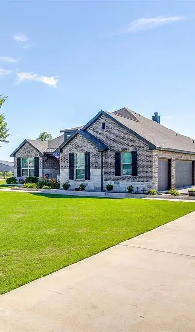 7825 Sagebrush Lane, Godley TX 76044 - Photo 3
