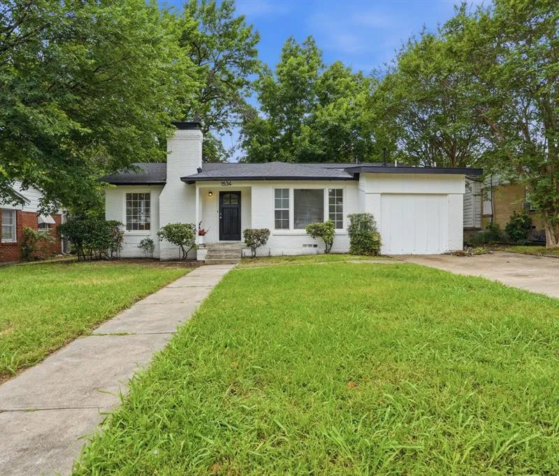 1534 N Atoll Drive, Dallas TX 75216