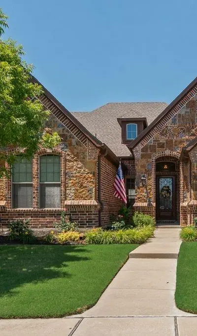 8704 Shadywood Lane, North Richland Hills TX 76182