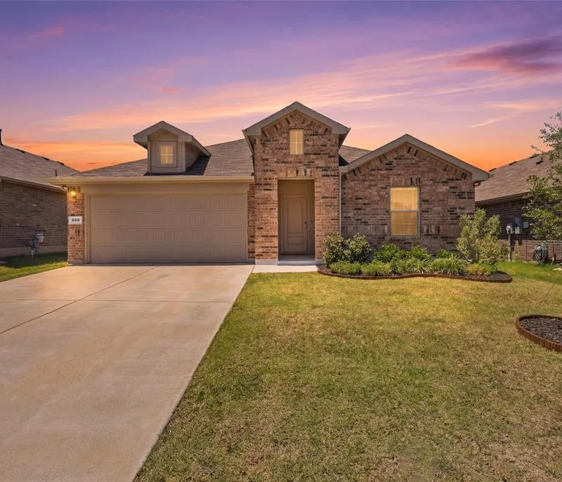 509 Derby Lane, Springtown TX 76082
